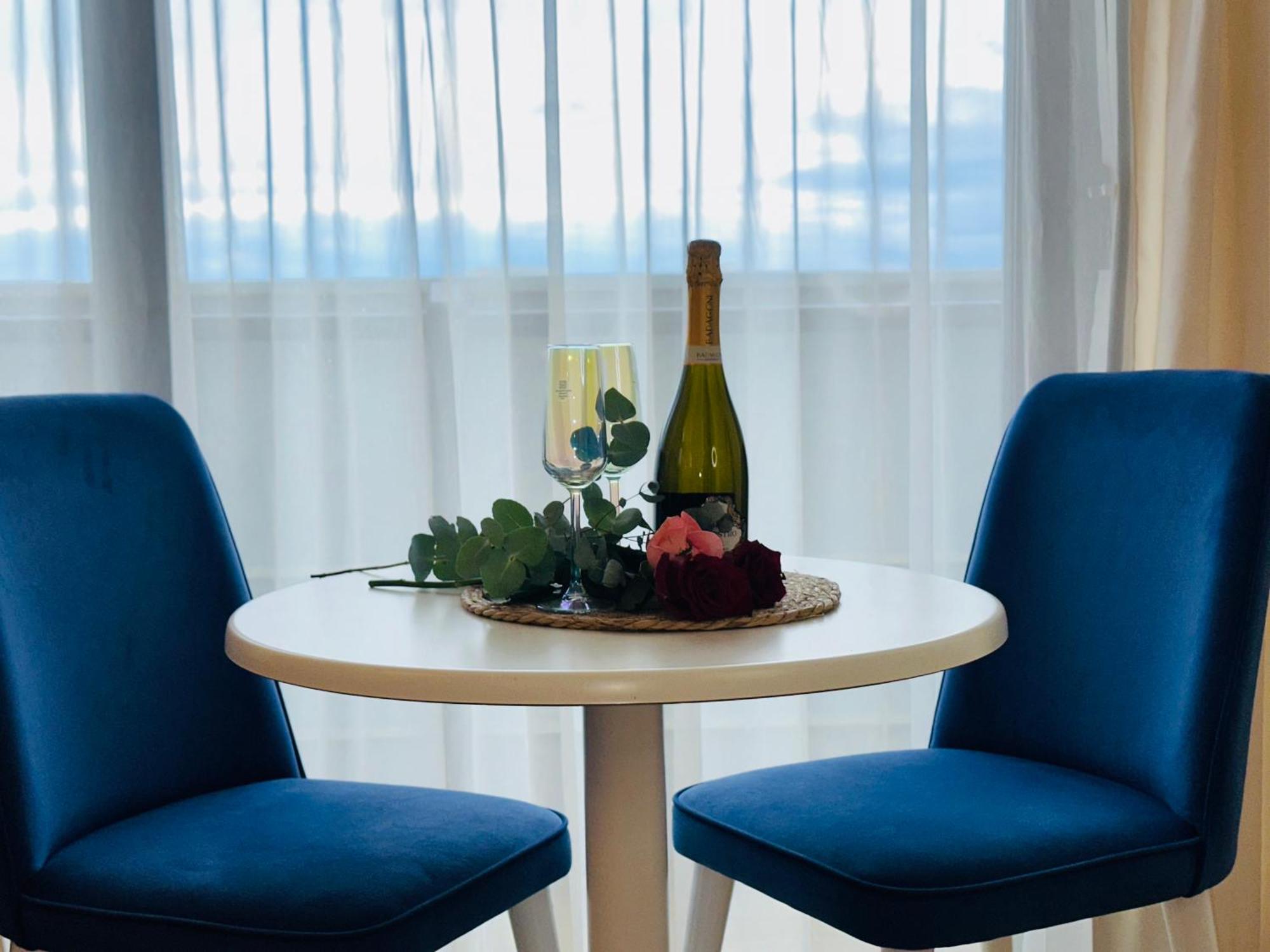 Batumi Orbi City Apart Hotel Extérieur photo