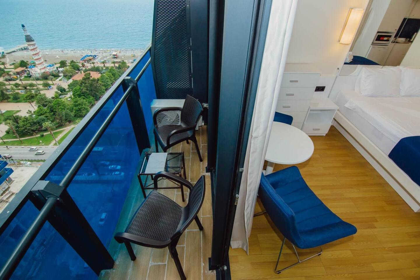 Batumi Orbi City Apart Hotel Extérieur photo